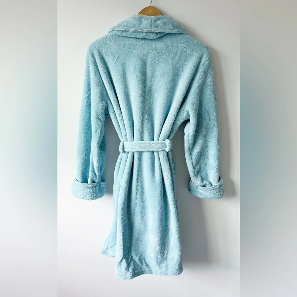 Comfy Baby Blue Robe - Picture 2 of 5